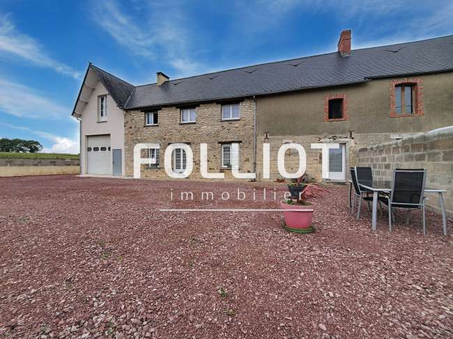Maison 6 pièces 173 m² · à Montsenelle · 173 m² · 213 000 €