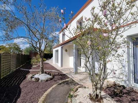 Vente maison 7 pièces Saint-Julien-de-Concelles 44