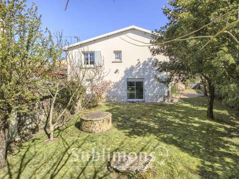 Vente maison 9 pièces Saint-Julien-de-Concelles 44