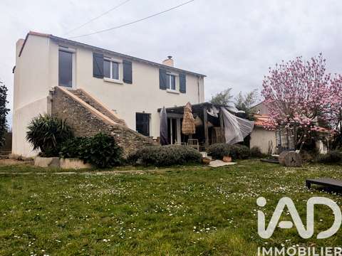 Vente maison 9 pièces Saint-Julien-de-Concelles 44