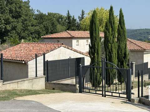 Vente maison 7 pièces Saint-Julien-de-Peyrolas 30