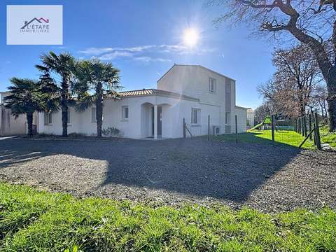 Vente maison 8 pièces Saint-Julien-des-Landes 85