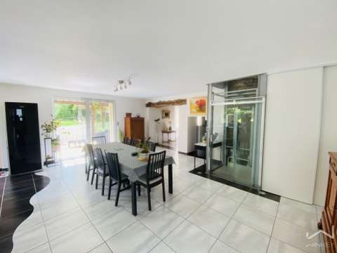 Vente maison 8 pièces