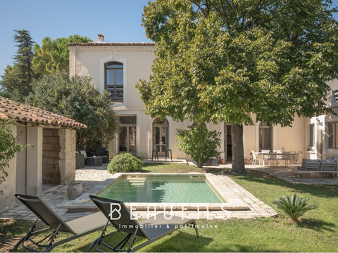 Vente maison 8 pièces Saint-Laurent-d'Aigouze 30