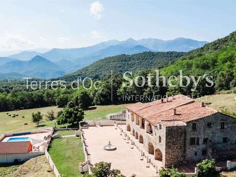 Vente maison 14 pièces Saint-Laurent-de-Cerdans 66