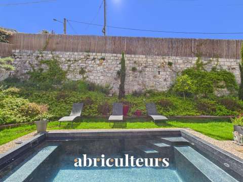 Vente maison 4 pièces Saint-Laurent-du-Var 06