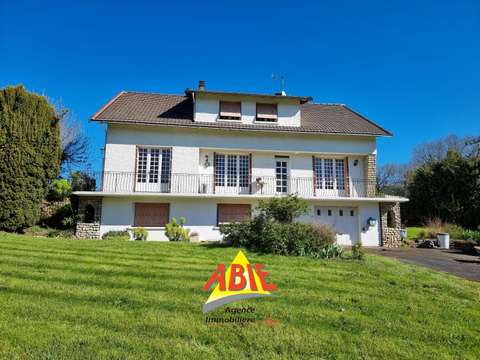 Vente maison 8 pièces Saint-Laurs 79