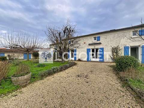 Vente maison 6 pièces Saint-Léger-de-Montbrun 79