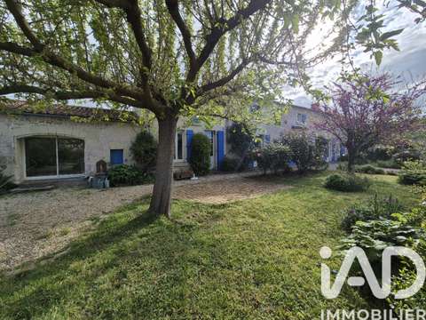 Vente maison 5 pièces Saint-Léger-de-Montbrun 79