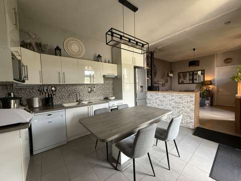 Vente maison 4 pièces Saint-Léger-du-Bourg-Denis 76