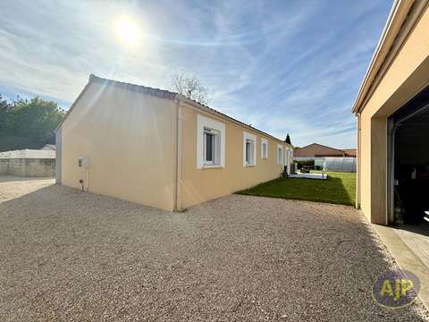 Vente maison 6 pièces Saint-Léger-les-Vignes 44