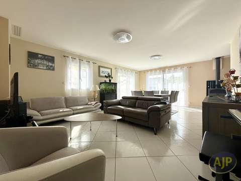 Vente maison 6 pièces Saint-Léger-les-Vignes 44