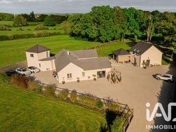 Maison 12 pièces 314 m² · à Saint-Léger-sur-Sarthe · 314 m² · 699 000 €