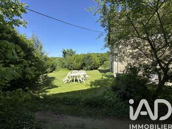 Vente maison 9 pièces Saint-Léon-sur-Vézère 24