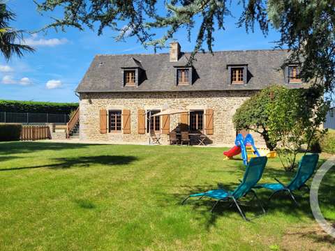 Vente maison 10 pièces Saint-Lormel 22