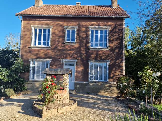Maison 6 pièces 105 m² · à Saint-Loup-du-Gast · 105 m² · 126 000 €