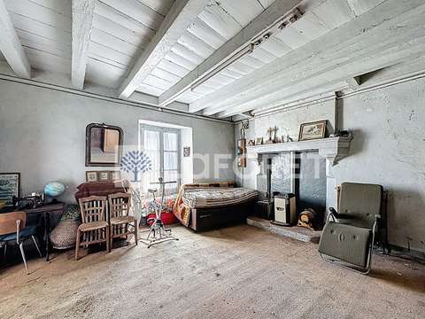 Vente maison 2 pièces Saint-Loup-Lamairé 79