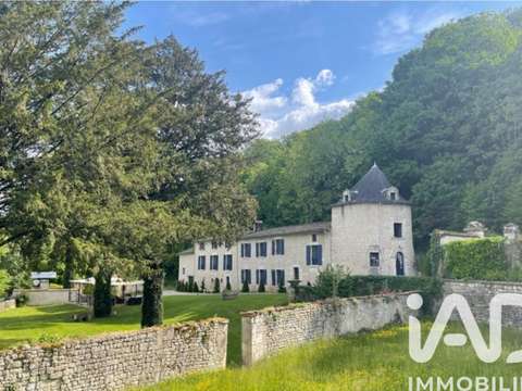 Vente maison 18 pièces Saint-Maixent-l'École 79