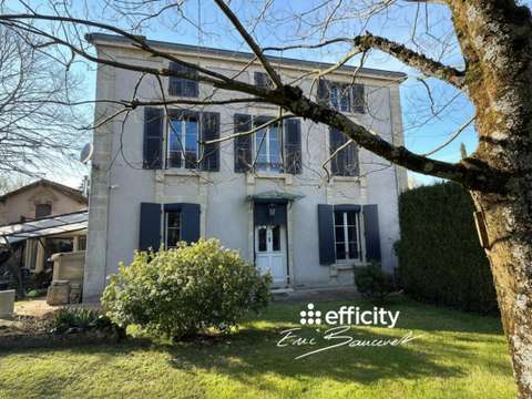 Vente maison 9 pièces Saint-Maixent-l'École 79