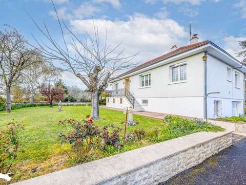 Vente maison 7 pièces Saint-Maixent-l'École 79