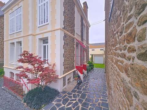 Vente maison 9 pièces Saint-Malo 35