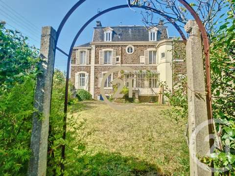 Vente maison 9 pièces