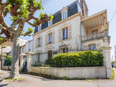 Vente maison 12 pièces Vente maison 12 pièces