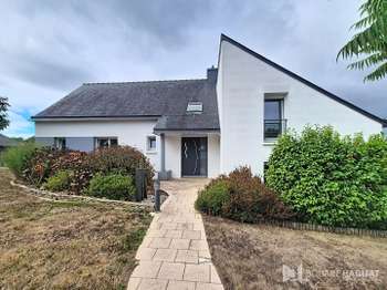 Maison 6 pièces 143 m² · à Saint-Malo-des-Trois-Fontaines · 143 m² · 285 000 €