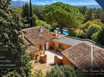 Vente Maison 5 chambresSaint-Marc-Jaumegarde