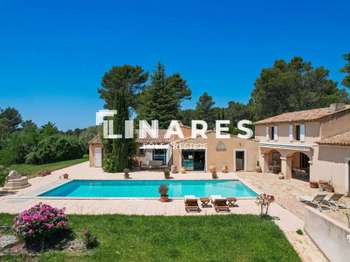 Vente Maison 7 chambresSaint-Marc-Jaumegarde