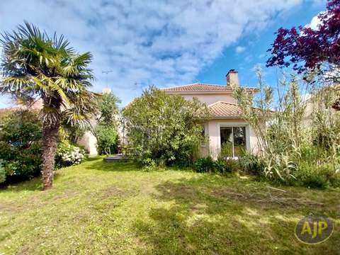 Vente maison 7 pièces Saint-Marc-sur-Mer 44
