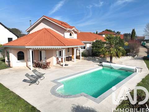 Vente maison 5 pièces Saint-Marcel-Bel-Accueil 38