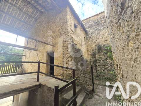 Vente maison 5 pièces Saint-Marcel-de-Careiret 30