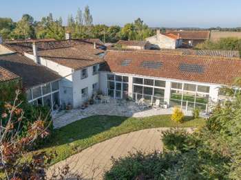 Vente maison 9 pièces Saint-Mard 17