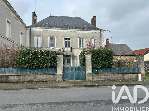 Vente maison 9 pièces Saint-Mars-la-Jaille 44