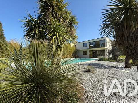 Vente maison 8 pièces Saint-Martial-d'Artenset 24