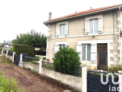 Vente maison 5 pièces Saint-Martin-d'Ary 17