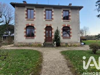 Vente maison 8 pièces Saint-Martin-d'Ary 17