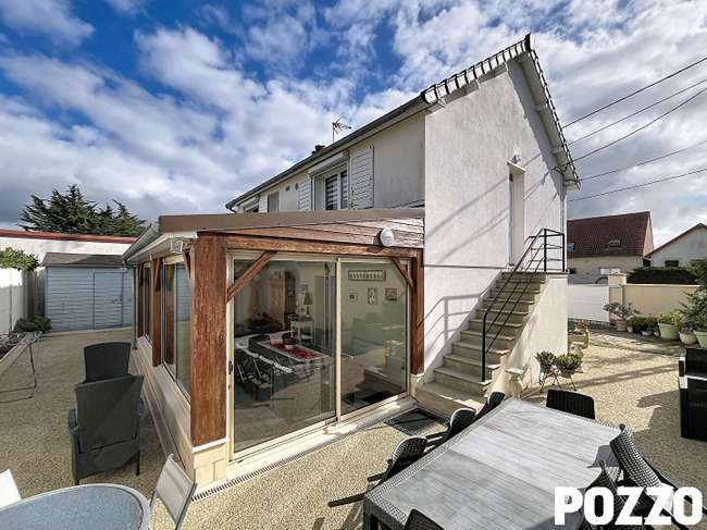 Maison 5 pièces 100 m² · à Bréhal · 100 m² · 350 000 €