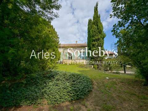 Vente maison 12 pièces Saint-Martin-de-Crau 13