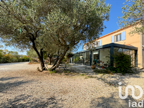 Vente Maison 7 chambresSaint-Martin-de-Crau
