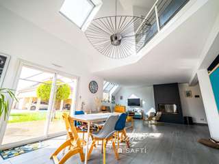 Vente maison 8 pièces