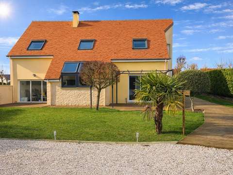Vente maison 8 pièces Saint-Martin-de-Fontenay 14