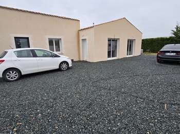 Vente maison 4 pièces Saint-Martin-de-Fraigneau 85