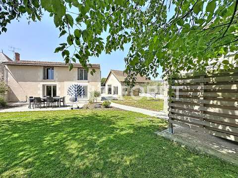 Vente maison 1 pièce Saint-Martin-de-Mâcon 79