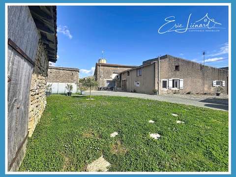 Vente maison 5 pièces Saint-Martin-de-Saint-Maixent 79