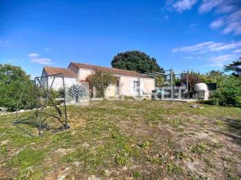 Vente maison 6 pièces Saint-Martin-de-Sanzay 79