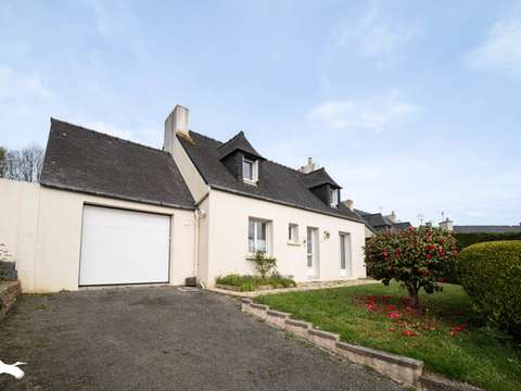 Vente maison 5 pièces Saint-Martin-des-Champs 29