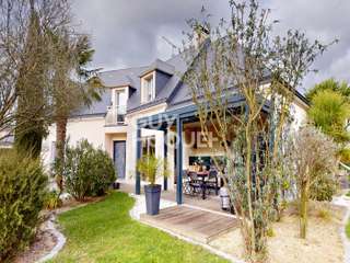 Vente maison 8 pièces Vente maison 8 pièces