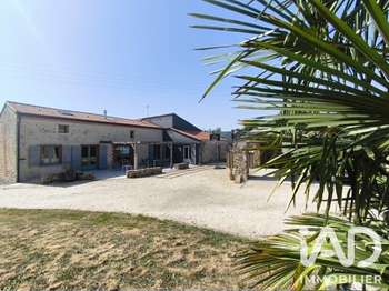 Vente maison 6 pièces Saint-Martin-des-Noyers 85